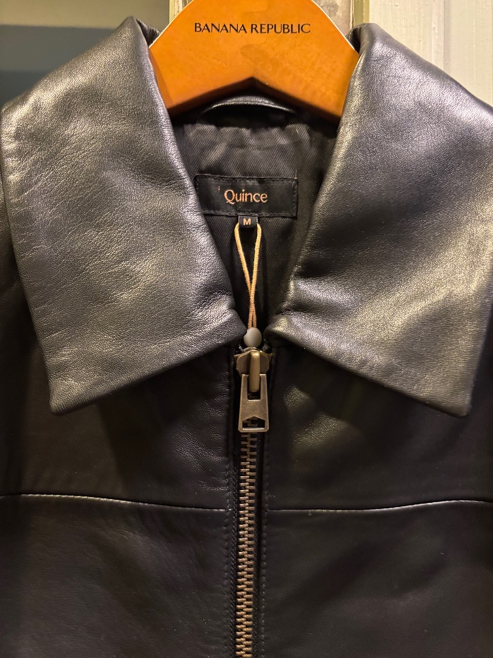 Quince 100% Leather Cropped Zip Front Jacket True Black Medium - Picture 6 of 11